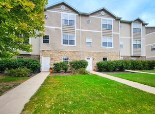 1305 S G Ave UNIT 10, Nevada, IA 50201