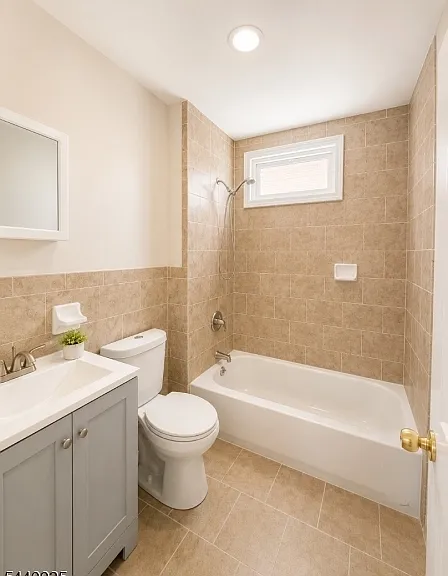 72 N 13th St #3 — Photo 8