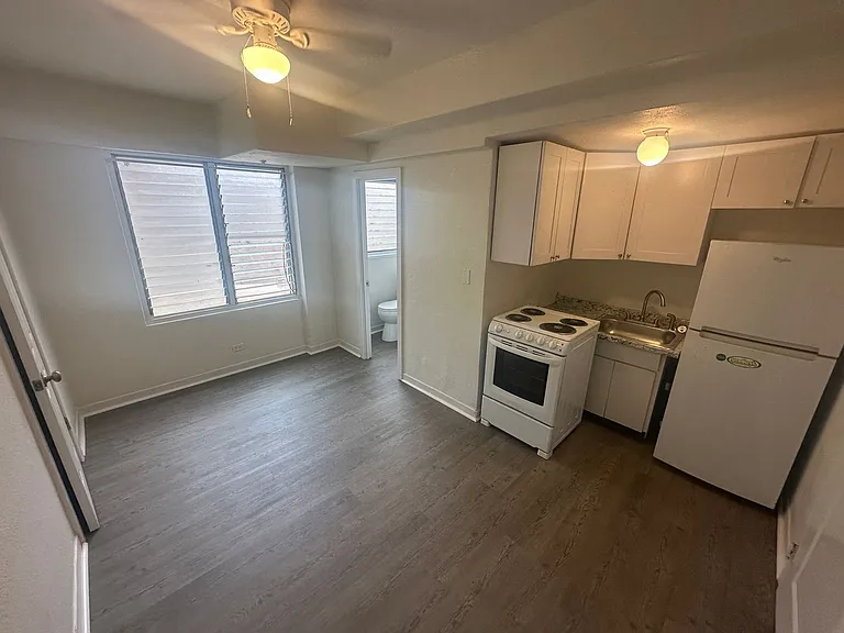 2123 Lauula St #4 — Photo 1