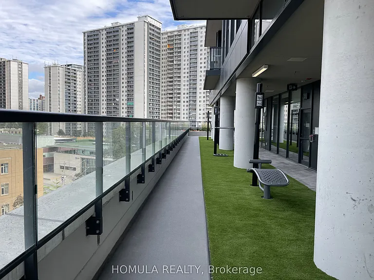 159 Wellesley St E #303 — Photo 20
