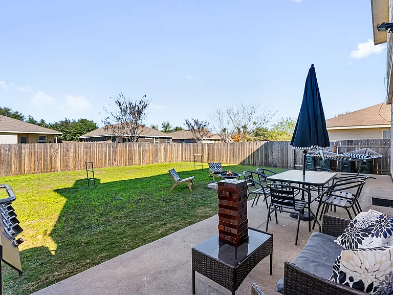 305 Firebush Way — Photo 32