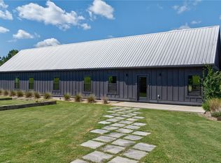 1190 Old Bishop Rd, Bishop, GA 30621