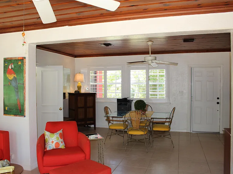 225 Gulfstream Blvd — Photo 5