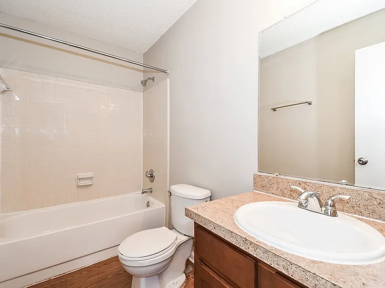 8442 Finwood Ave — Photo 14