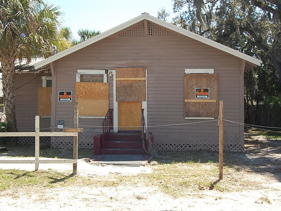 1st image of 2311 E 28th Ave