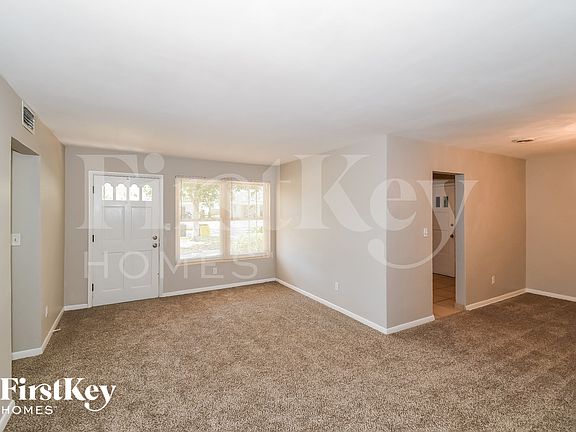 5th image of 8017 Santillo Dr