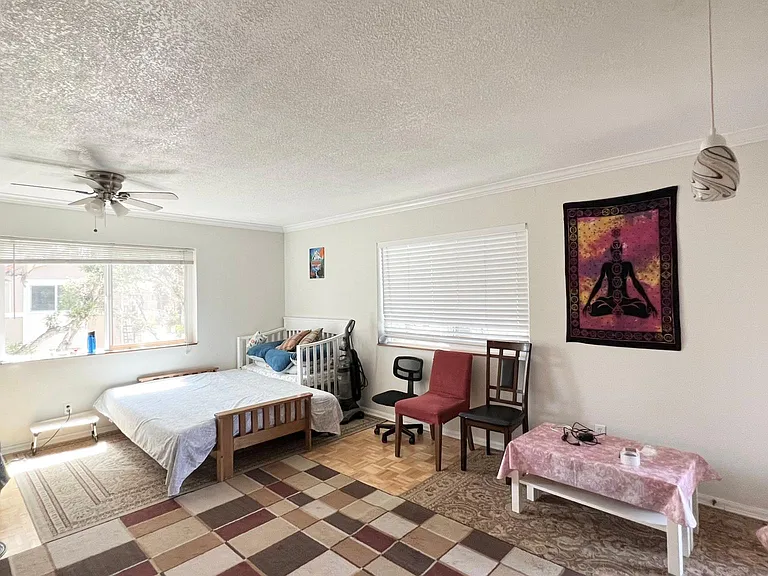 7525 Charmant Dr #110 — Photo 9