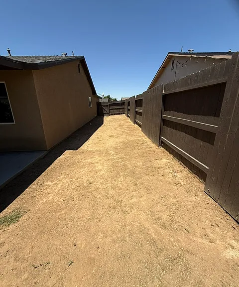1037 Honeybell Ct — Photo 23