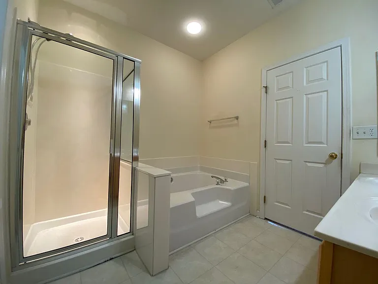 232 Hadley Commons Dr — Photo 12