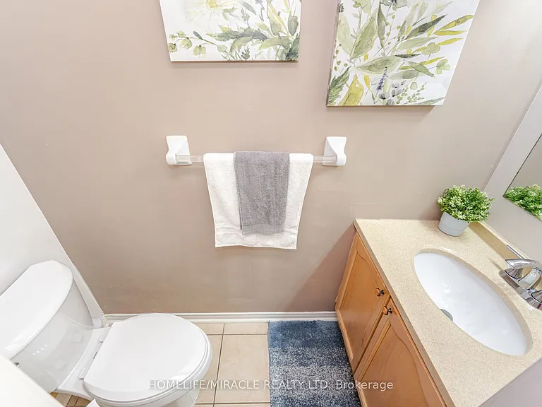 41 Beachpoint Blvd #UPPER — Photo 23