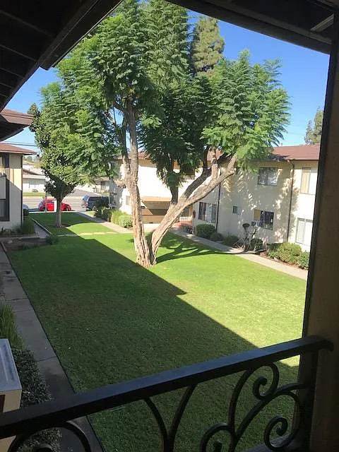 312 N San Antonio Ave — Photo 2