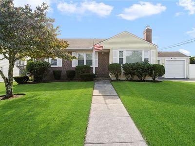 25 Althea Dr, Cranston, RI, 02920