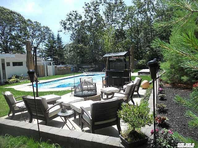 1st image of 30 Romana Dr