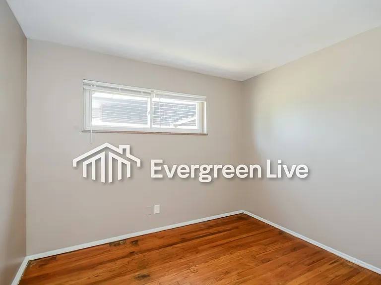 2020 Faywood Dr — Photo 12