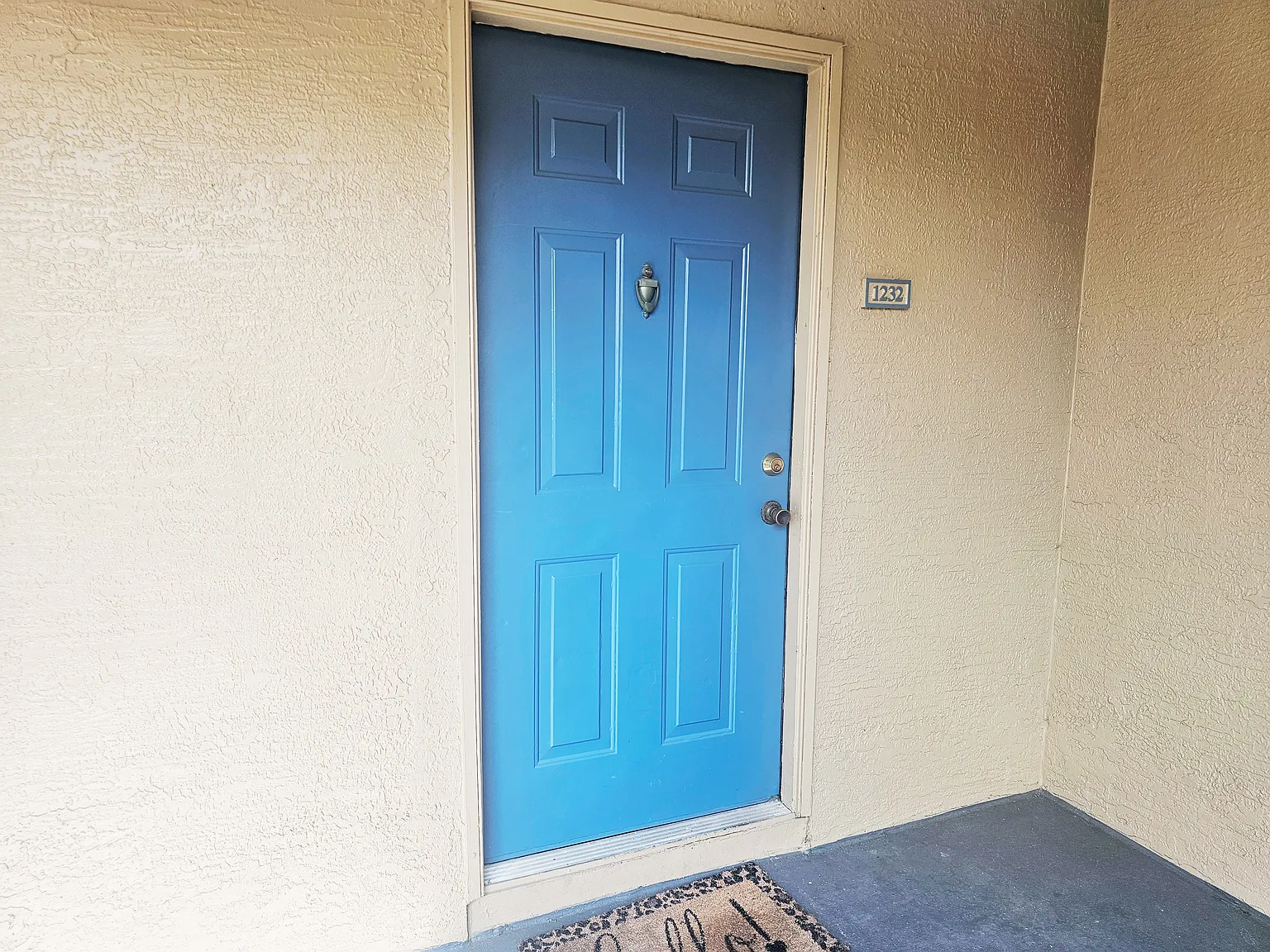 1 bed, 842 sqft, $1,390 — Photo 3