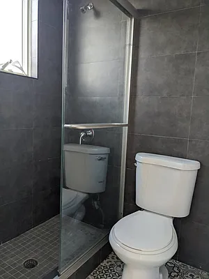 Rented by Skyline Group Real Estate | media 74