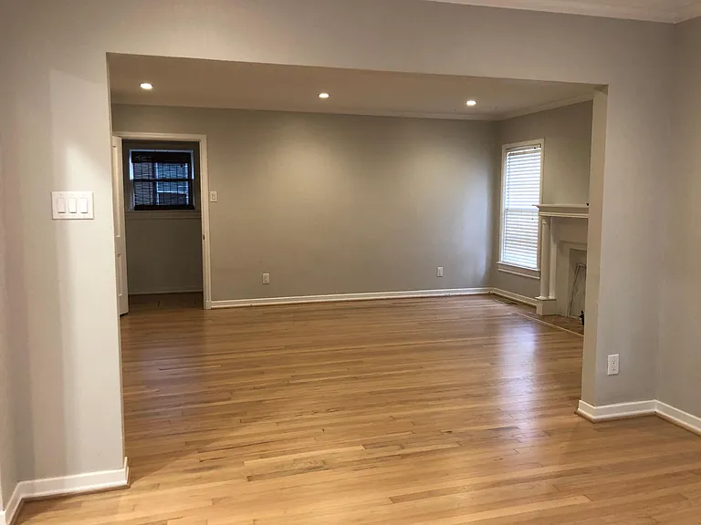 5916 Morningside Ave — Photo 2