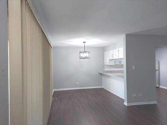 3rd image of 522 S Minerva Ave #522