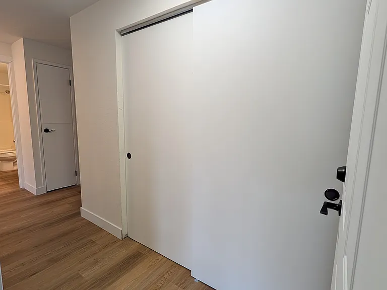 2826 D Pl SE #C — Photo 1