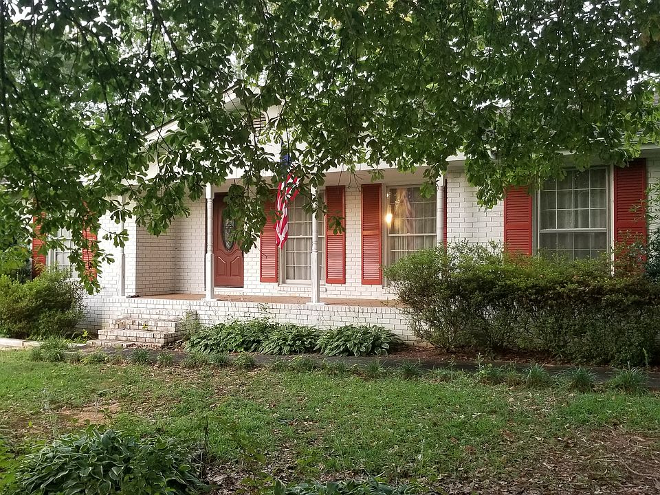 1st image of 3073 Applewood Dr SW