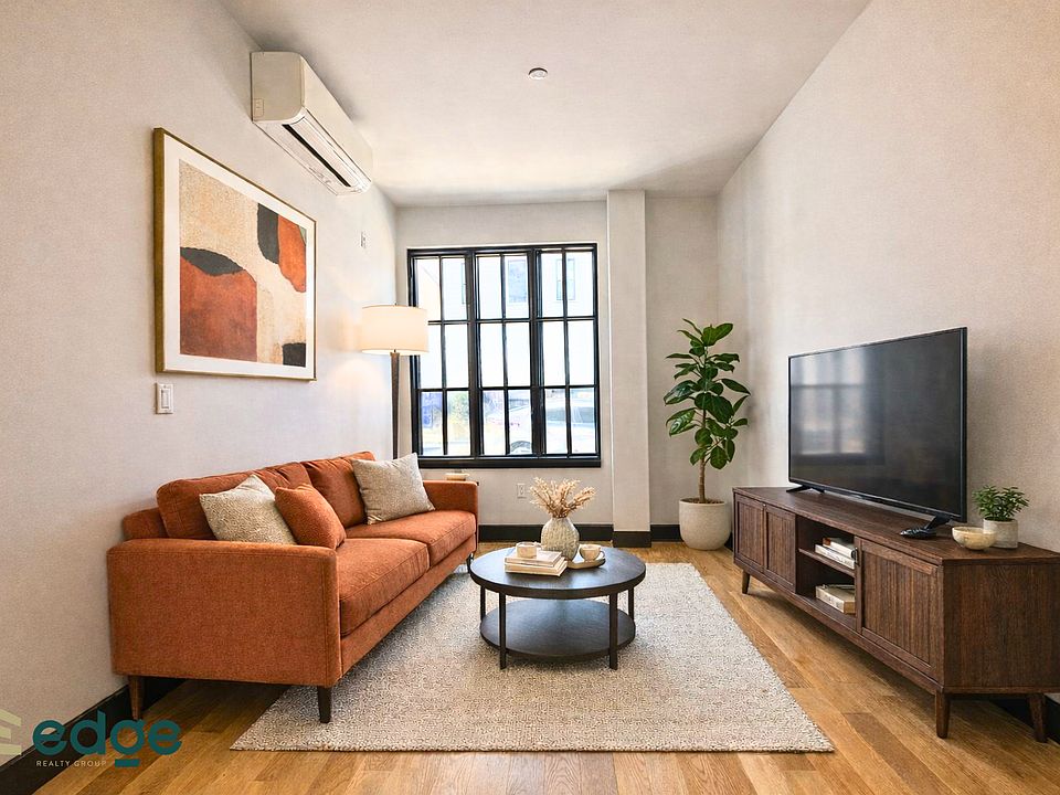 1st image of 82 Jefferson St #1H