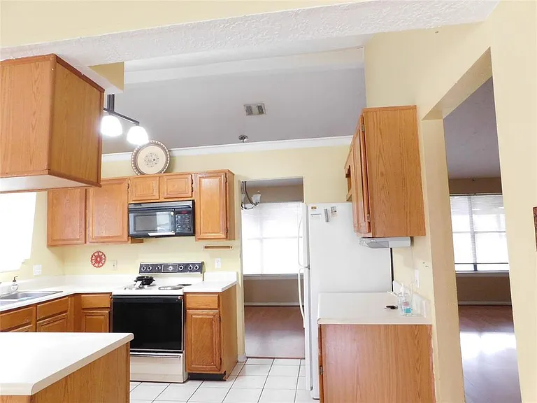 2814 Cumberland Dr — Photo 12