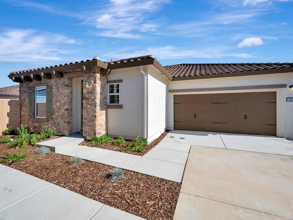 1st image of 12443 Columba Way