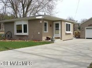 3320 42nd Ave SE, Rochester, MN 55904