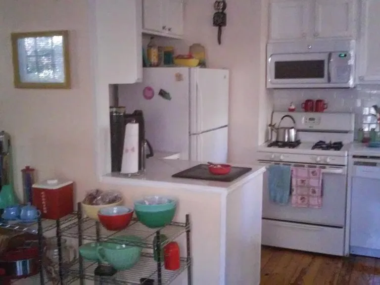675 Loeb St — Photo 4