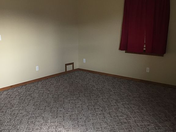5th image of 1113 W 2nd St