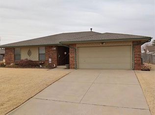 8413 Woodfield St, Oklahoma City, OK 73149