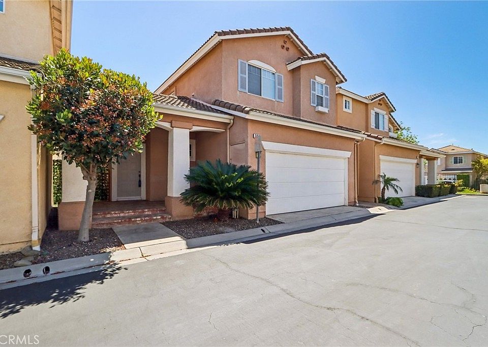 1st image of 284 Twilight Glen Ln