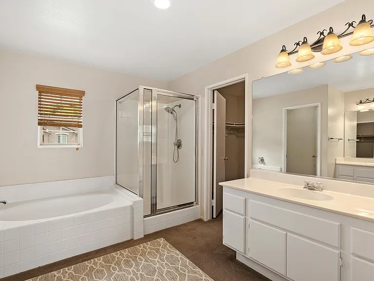 16474 Denhaven Ct — Photo 13