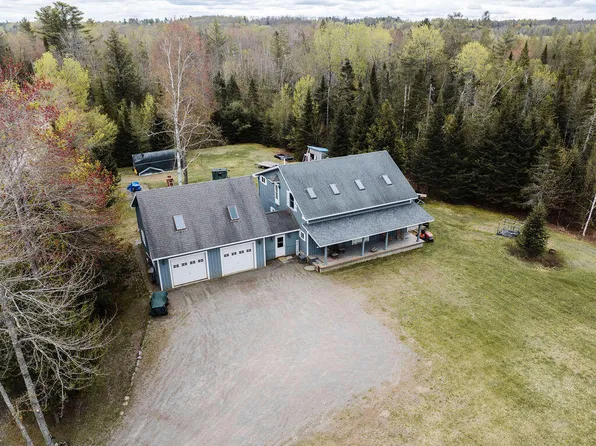 5 Pullen Road, Dexter, ME 04930