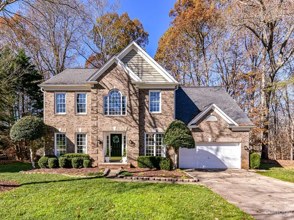 2602 Providence Spring Ln, Charlotte, NC 28270