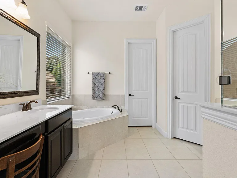 1113 Hartman Dr — Photo 23