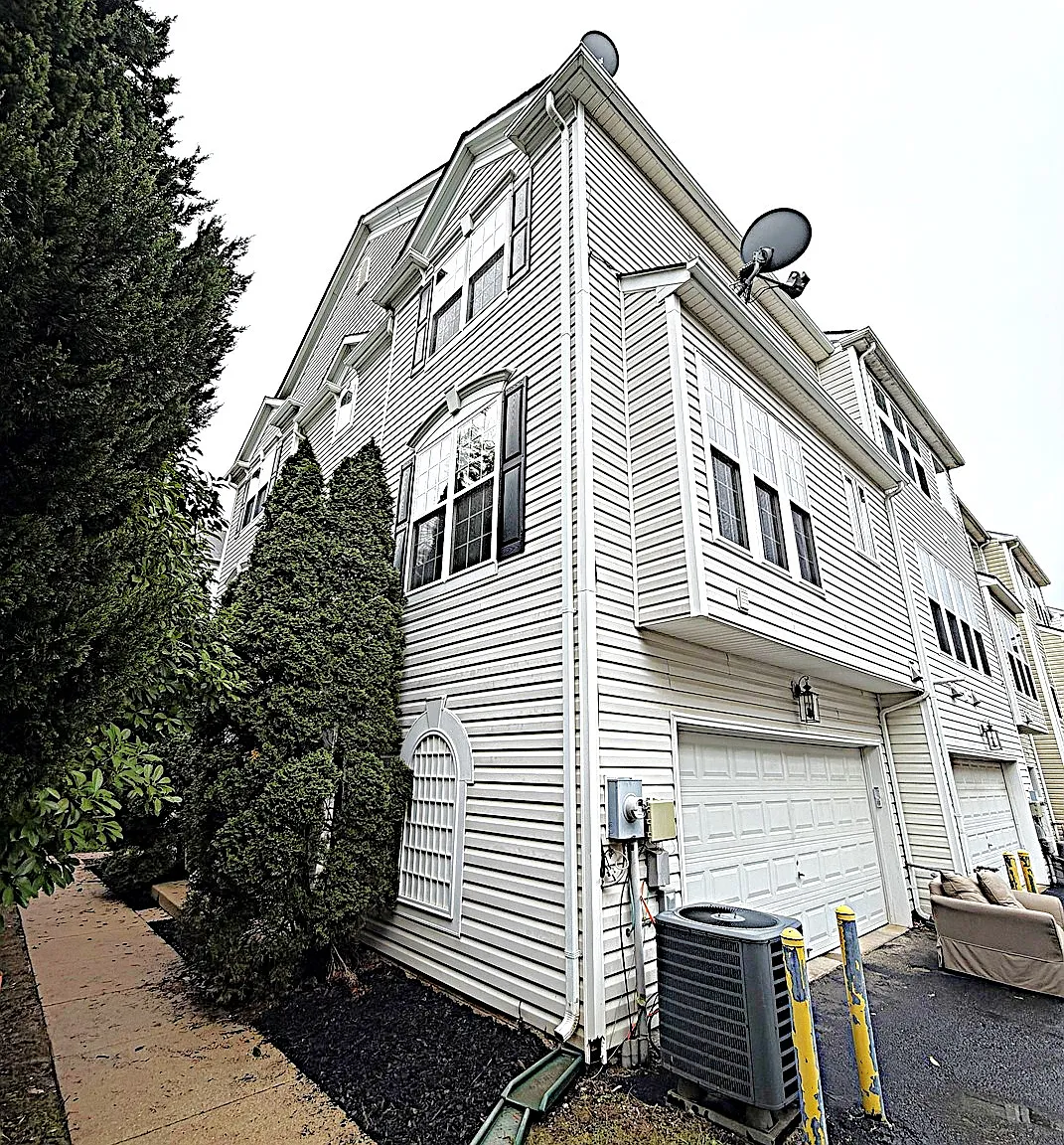 3 bed, 2004 sqft, $3,000 — Photo 4