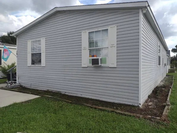 161 Twin Coach Ct, Sanford, FL 32773