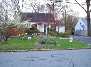 81 Commonwealth Ave, New Providence, NJ 07974