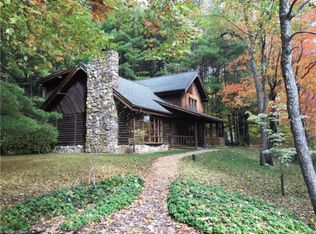 1215 Mattingly Rd, Hinckley, OH 44233