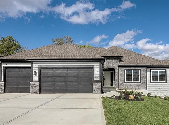 3rd image of 4325 Lakeshore Dr