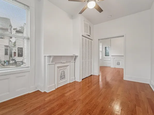 9 Howard Place image 7 of 38