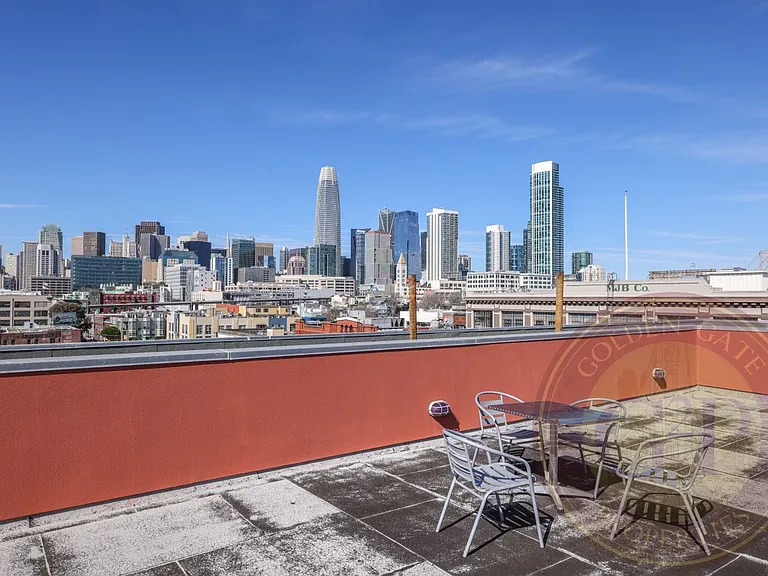 200 Townsend St #1 — Photo 28
