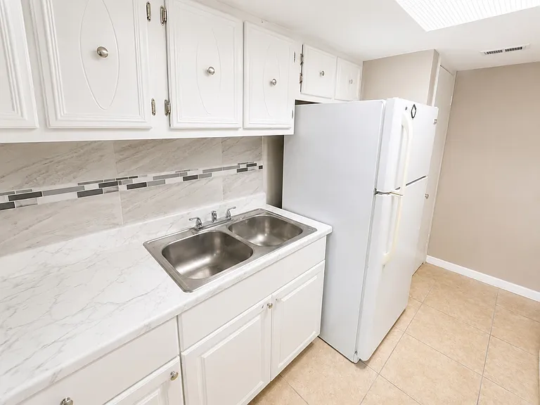 2779 L B McLeod Rd #B — Photo 5
