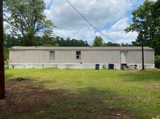 40 London Ave, Hemingway, SC 29554