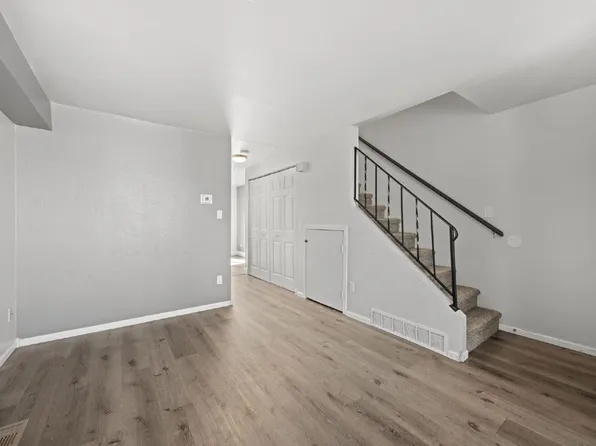 4437 Stover St APT 1, Fort Collins, CO 80525