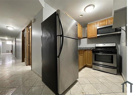 1st image of 2666 W Washington Blvd #G