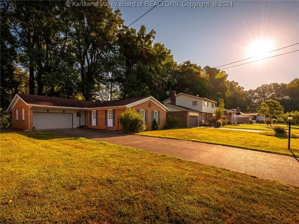 2521 Winter St, Saint Albans, WV 25177