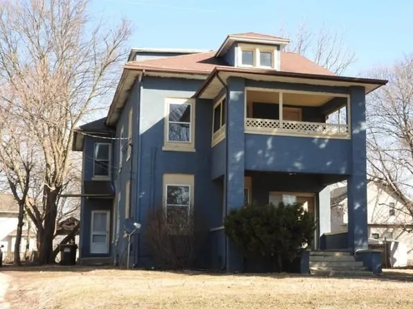 404-406 E Prospect Ter, Freeport, IL 61032