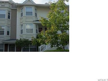 1st image of 34 Harbor Pointe Dr